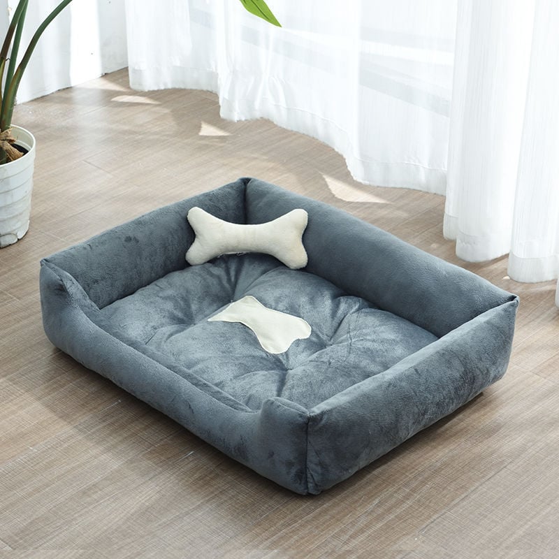 Four Seasons Golden Retriever Dog Bed and Mat