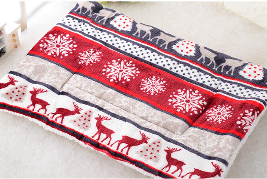 Thick Coral Fleece Pet Blanket and Dog Bed Mat