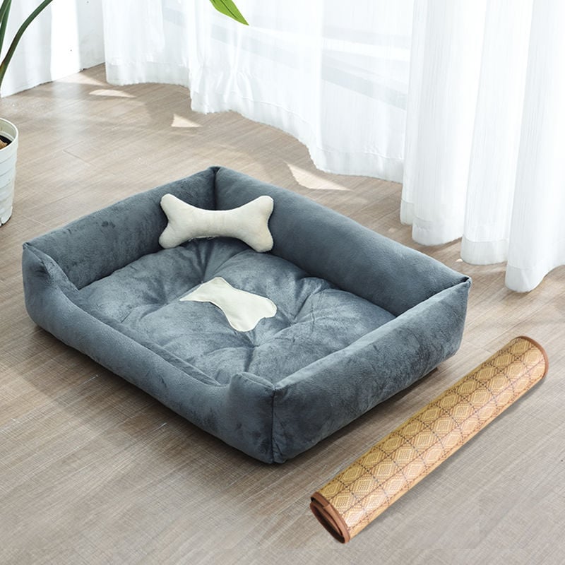 Four Seasons Golden Retriever Dog Bed and Mat