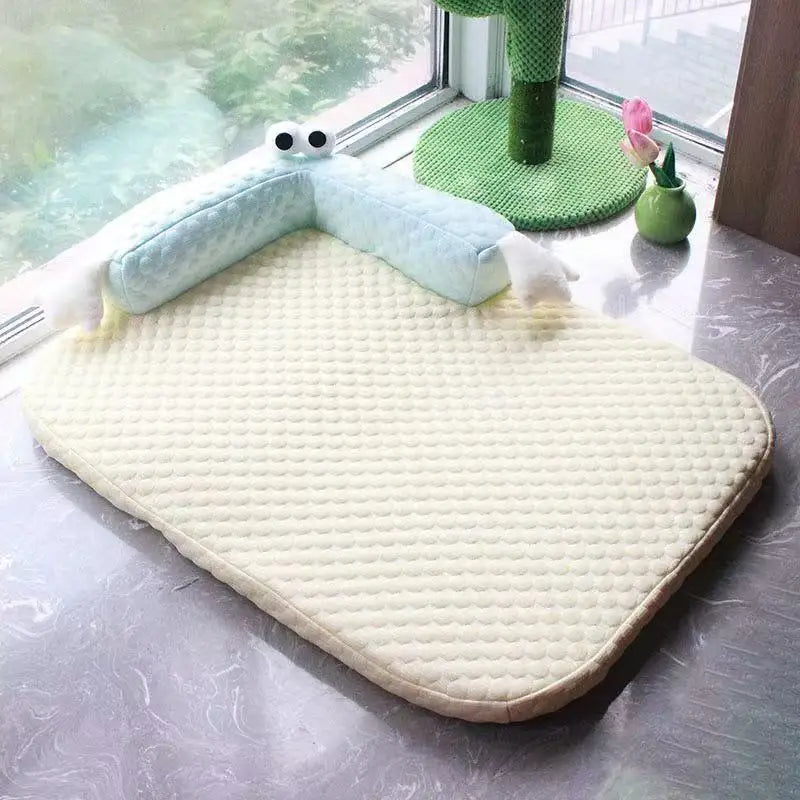 Breathable Summer Dog Bed Mat for Heatstroke Prevention